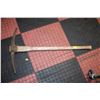 Image 1 : VINTAGE PICK AXE 37"