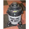 Image 1 : 4 GAL SHOP VAC WITH NEW FILTER TESTED WORKS