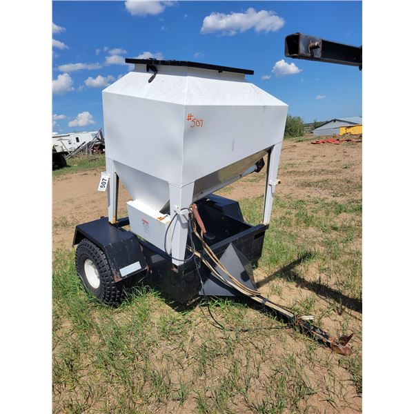 2015 Reimer ez feeder for atv. Tires good, good condition.