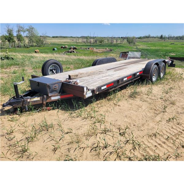 2014 Fox flat deck trailer w/built in level rider hitch. Approx 20ft. Good condition. VIN 5DEFH202XE