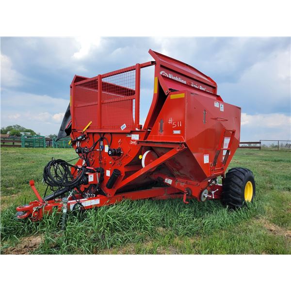 Approx. 2014 Highline Bale Pro CFR 650 Bale Processor, c/w feed tank & manual scale, SN. CFR6502126.