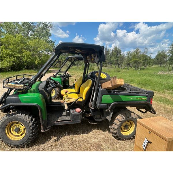 2008 JD Gator w/canopy , windshield, hyd.dump, blade control installed for 509 blade. Runs good. Top