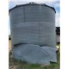 Image 2 : 3 ring Butler grain bin. 14ft diameter, bottom ring damage.