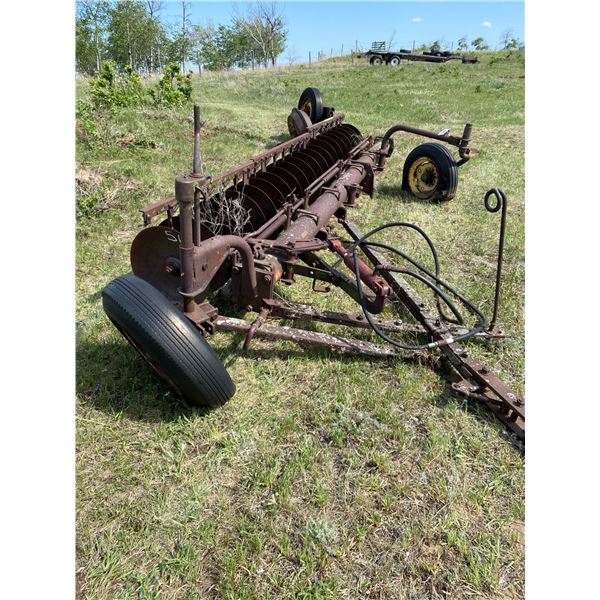 Surflex tiller. Approx 14ft. No visible serial #.