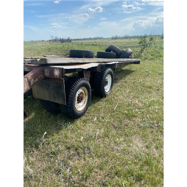 Approx 17ft home built trailer. Needs work.