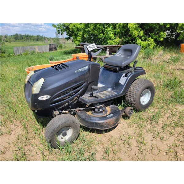 2004 Murray ride on mower. 3 way cutting deck. SN 7539107041A069.