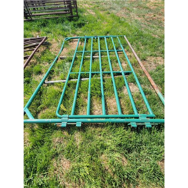 1- Panel gate, approx. 139 in. x 90 in. (has damage)