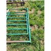 Image 3 : 1- Panel gate, approx. 139 in. x 90 in. (has damage)