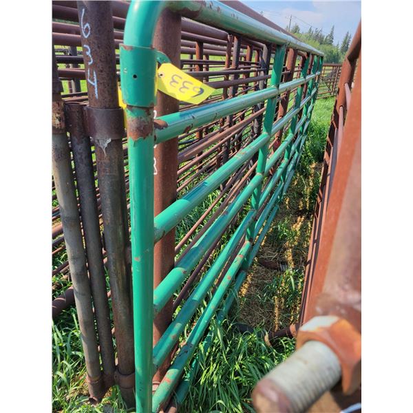 Free standing panel, approx. 288 in. x 64 in., 3 in. pipe, c/w 16 ft gate