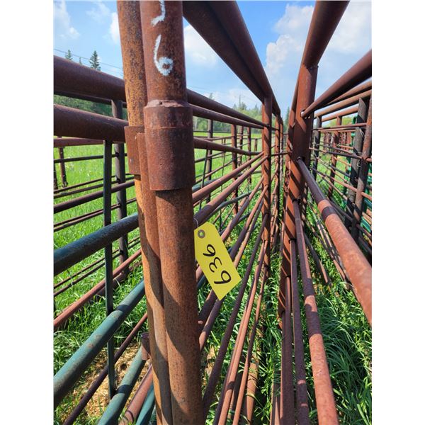 Free standing panel, approx. 288 in. x 67 in., 3 in. pipe, c/w 12 ft gate