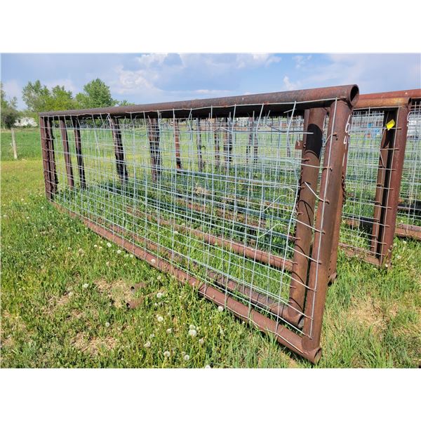 (So much each x 5) 5- Hog paneling, approx. 180 in. x 60 in., 3 1/2 in. pipe