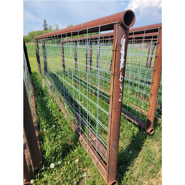 (So much each x 4) 4- Hog paneling, approx. 180 in. x 60 in., 3 1/2 in. pipe