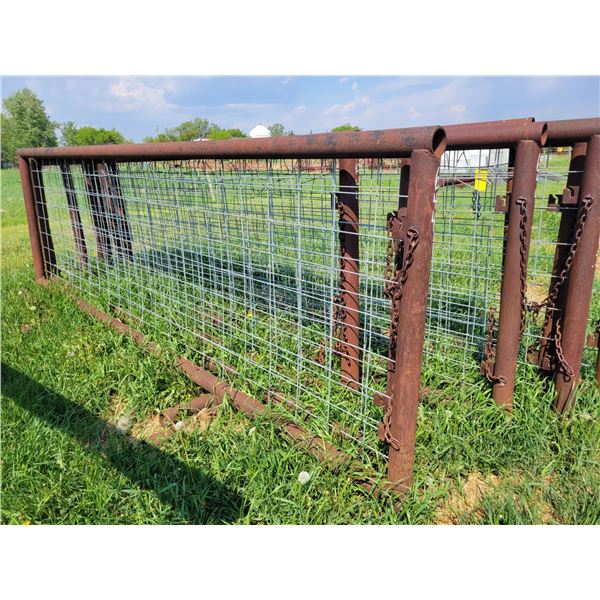 (So much each x 5) 5- Hog paneling, approx. 180 in. x 58 in., 3 1/2 in. pipe