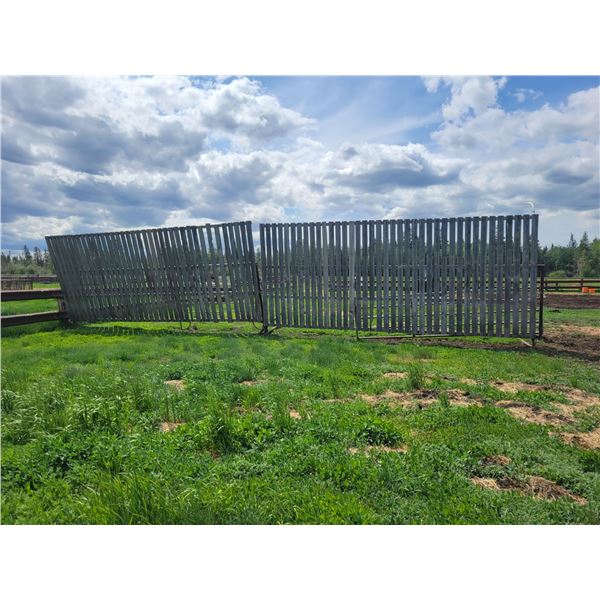 Set of 24ft windbreak panels . One w/ approx 16ft gate, one with approx 10ft panel. Approx 2 7/8" pi