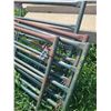 Image 2 : 4 gates. 16ft, 2" pipe, heavy duty.