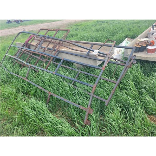 (Selling all together) 2 light duty 10ft panels, and set of 4ft gates (poor).