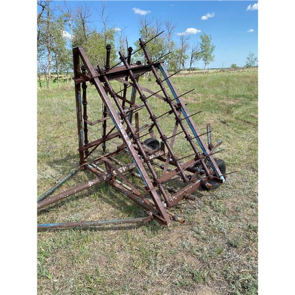 Allied 15ft 3 bar tine harrows.