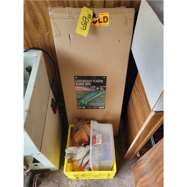 Lightweight Sluice box and industrial gloves.