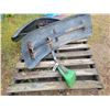 Image 1 : 2 JD 6130 FWA fenders. Require welding.
