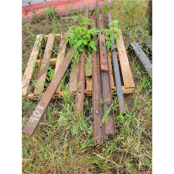 Lot of various c-channel. Approx 6ft.