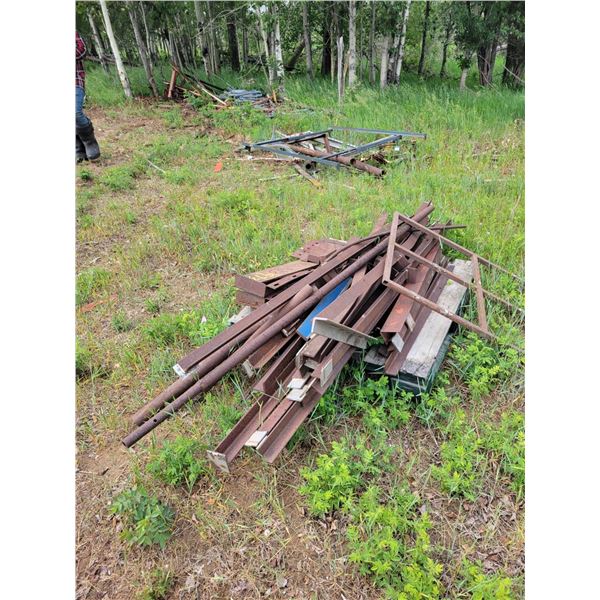 Lot of scrap iron. Approx 2x2" angle 2 3/8" pipe , galv, 1.5" short pipes.