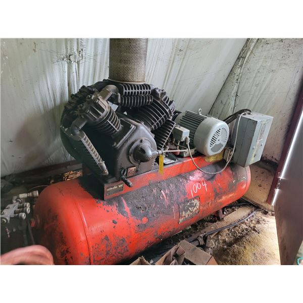 3 phase 10HP  Devilbiss air compressor w/hoses. Working.