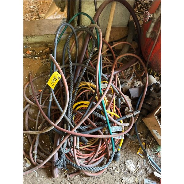 Qty  of ext.cords,hoses,rope, wire etc.