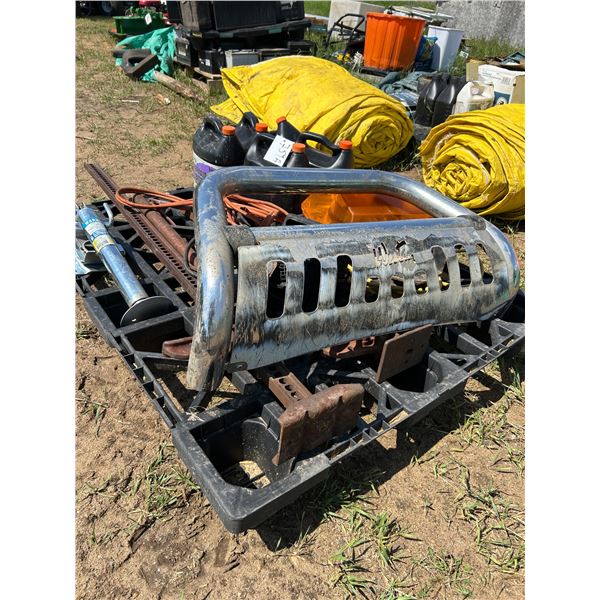 Quantity of jackals, new jack, battery cables, bush guard etc.