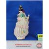 Image 2 : Dresden Art Figurine "Playing Chess" (Made in Germany) (SEE PICS!)