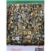Image 2 : Vintage Buttons : Large Variety (Metal) (SEE PICS!)  (Listing & Descriptions are a GUIDE ONLY and ar