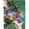 Image 2 : Retro Christmas : Incl. Plastic Candy Canes, Magazines, No Bake Gingerbread House Kit, Ornaments, Et