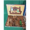 Image 2 : 1940's Square Cut Picture Puzzle & 1970's Log Fort "Fort Texas" Toy Model (SEE PICS!)  (Listing & De