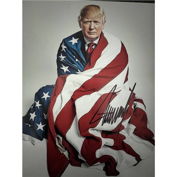 US President Donald Trump signed photo