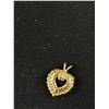 Image 3 : Very Pretty 2.8 gr 10KT Gold Heart Pendant w/ Small Stones