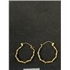 Image 3 : 1gr of 10KT Gold Decorative Hoop Earrings