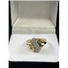 Image 2 : 3.4gr 10KT Gold Ring w/ Small Stones Size 6.5