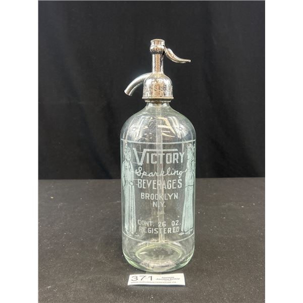 Vintage WW2 Victory Sparkling Beverages Brooklyn New York Seltzer Bottle