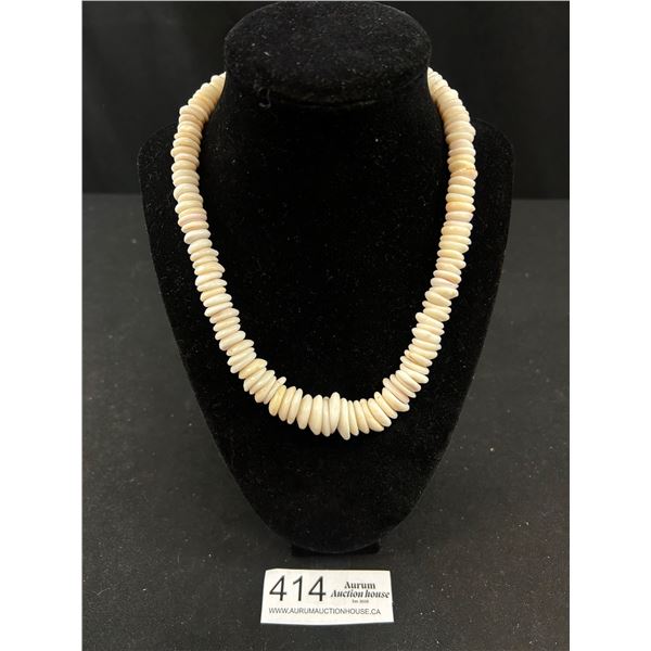 Vintage Large Genuine Hawaiin Puka Shell Necklace, 18" Length