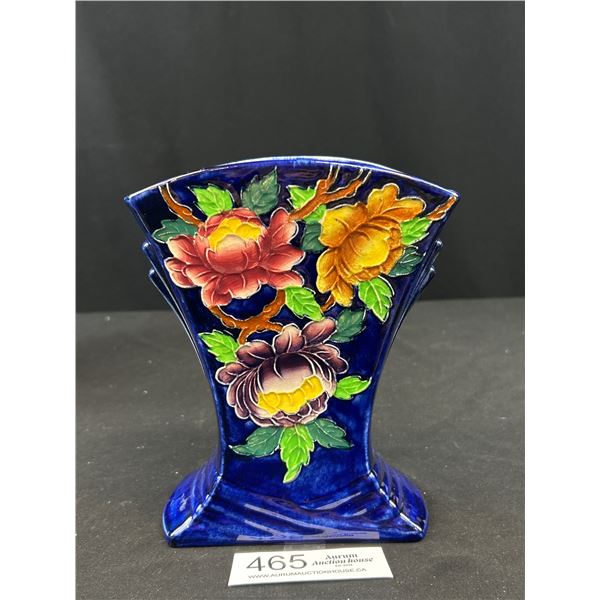 A Fabulous 1930's Maling Vase