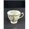 Image 6 : 2 Vintage Royal Albert Dogwood Cups + Saucers