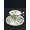 Image 2 : 2 Vintage Royal Albert Dogwood Cups + Saucers
