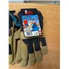 Image 4 : (3) Brand new Gale Force Water Proof /Cozy Polar Fleece Gloves