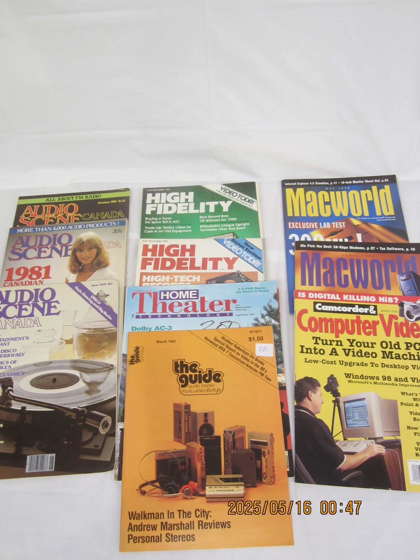 Lot of 10 Vintage Audio and Computer Magazines - Schmalz Auctions