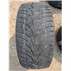 Image 7 : 205/50/16 tires