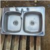 Image 1 : Stainless steel dual sink