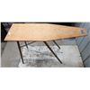 Image 1 : wooden colapsiable table (48"x32")