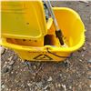 Image 2 : mop bucket with mop