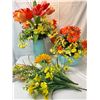 Image 1 : Faux Floral Arrangement