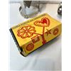 Image 2 : Vintage Kitchen Items