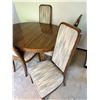 Image 2 : Dining Table with Chairs